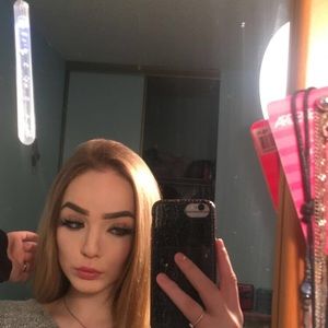 Meet your Posher, Jordyn